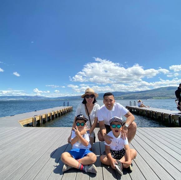 Profile Picture of Tran Tan (@tmt1071986) on Poshmark