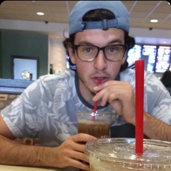 Profile Picture of Tyler Rothbauer (@tyler_rothbauer) on Poshmark