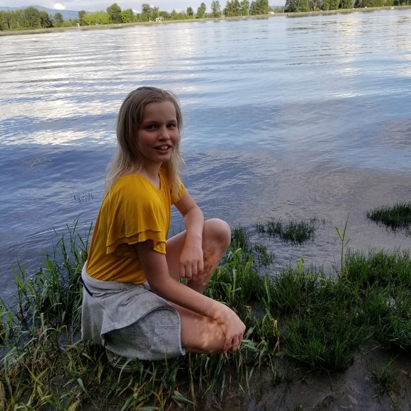 Profile Picture of Maya Galeas-allen (@mayagaleasallen) on Poshmark