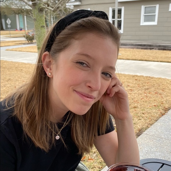 Profile Picture of Kendall Hughes (@kendallhughe408) on Poshmark