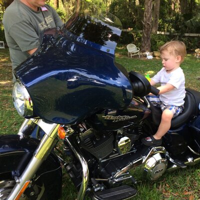Profile Picture of Chris Zipperer (@ChrisZipperer) on Twitter