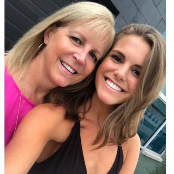 Profile Picture of Kendall Baab (@kendallbaab) on Poshmark