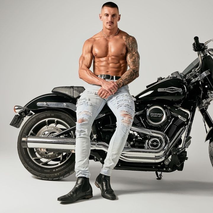 Profile Picture of Nicholas Murray (@iamnicmurray) on Tiktok