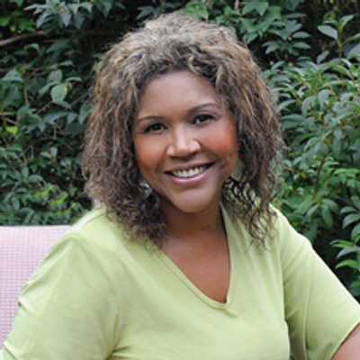 Profile Picture of Michelle Alton (@Michelle_Alton) on Twitter