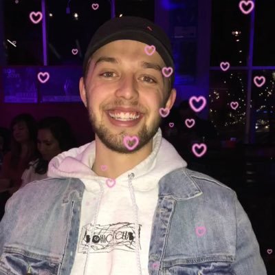 Profile Picture of BIS (@Lucas_Silver__) on Twitter