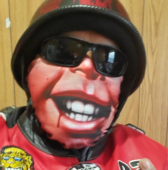 Profile Picture of Luis Moreno (@luismoreno880) on Poshmark