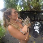 Profile Picture of Jess Golding      ་☾ (@jessygolding) on Instagram