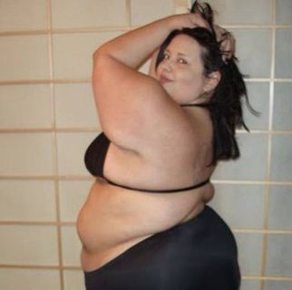 Profile Picture of Leaticia Leroy (@leaticia.leroy.33) on Facebook