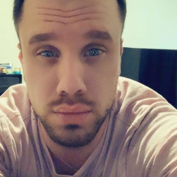 Profile Picture of Andrew Olsen (@drewut87) on Poshmark