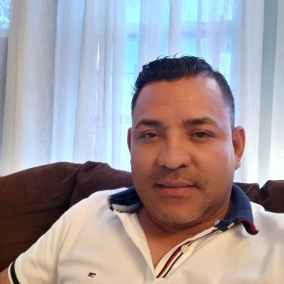 Profile Picture of Luis lobo Lobo (@kdonaldo2017) on Poshmark