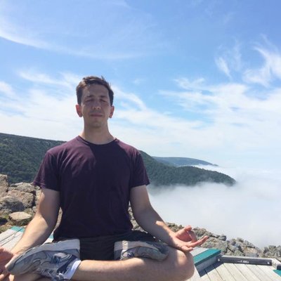 Profile Picture of Damian Long (@bloviator29) on Twitter