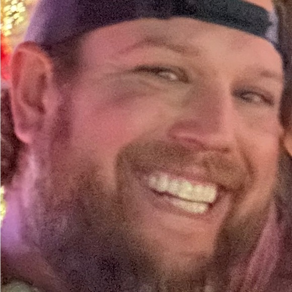 Profile Picture of Joshua Tudor (@joshua_tudor) on Poshmark