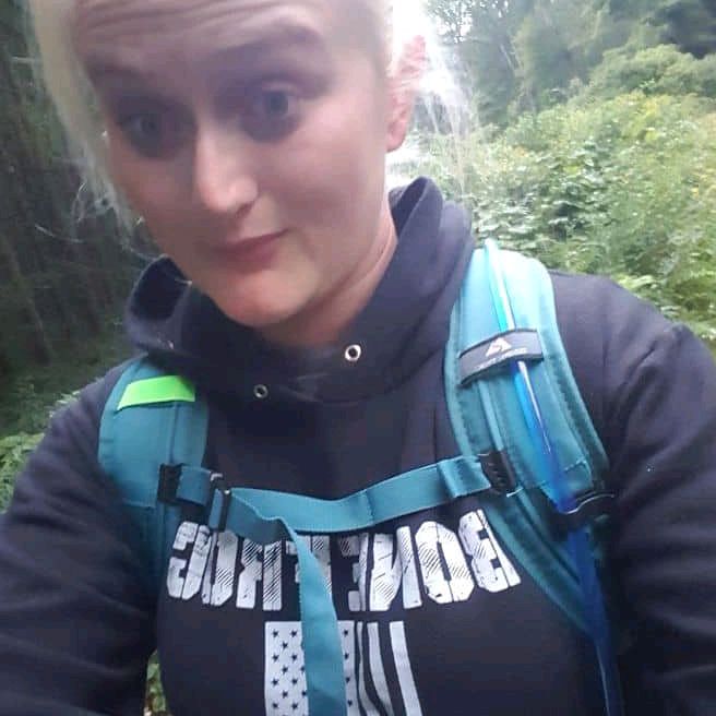 Profile Picture of robin (@robin_zr) on Tiktok