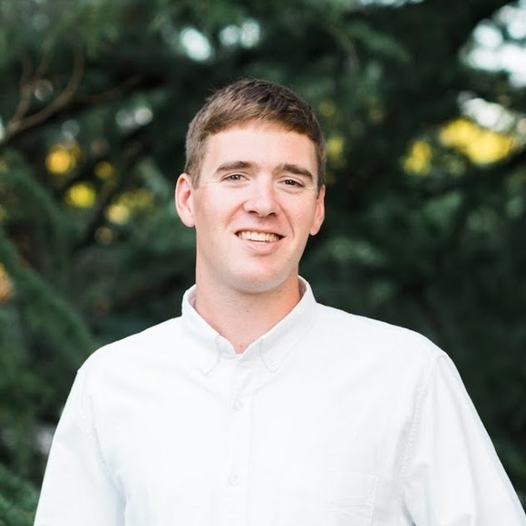 Profile Picture of Scott Weiner (@scottw87) on Poshmark