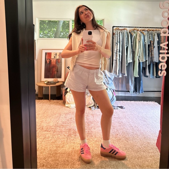 Profile Picture of Haley Jones (@haleyjones180_) on Poshmark