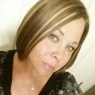 Profile Picture of Michelle Lint (@Mikes_Girl96) on Twitter