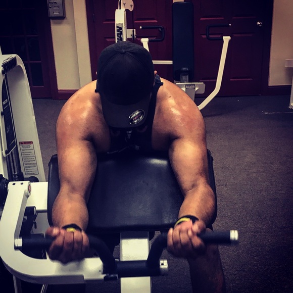 Profile Picture of Raul Zamarripa (@raul_r_z) on Poshmark