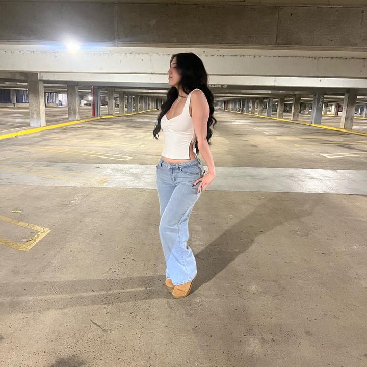 Profile Picture of 𝐴𝑙𝑒𝑥𝑖𝑠! (@@alexis.allred) on Tiktok