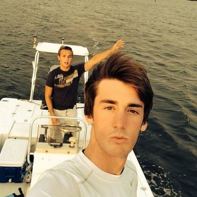 Profile Picture of Andrew Ridgely (@AndrewRidgely2) on Twitter