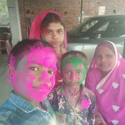 Profile Picture of Inderdeo Prasad (@DivyaPr11103391) on Twitter