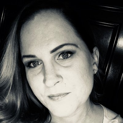 Profile Picture of Joni Schroeder (@jonischroeder82) on Twitter