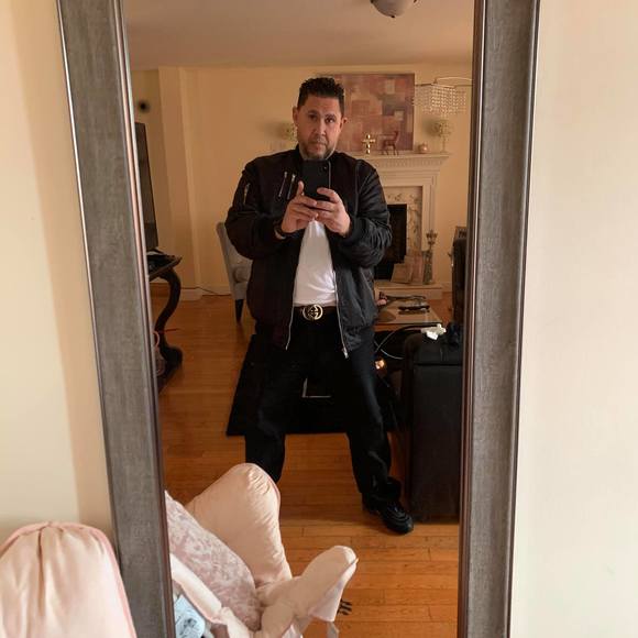 Profile Picture of Walter Campos (@waltercampos) on Poshmark