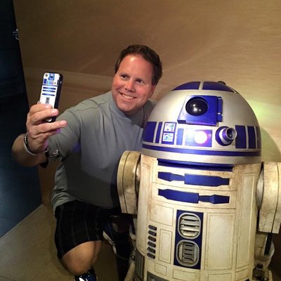 Profile Picture of Ron Crawford (@roncya) on Twitter