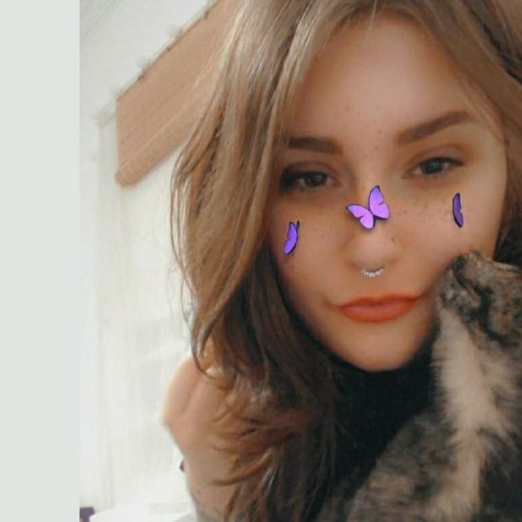 Profile Picture of Jessica Elms pérez (@jessicamep) on Poshmark