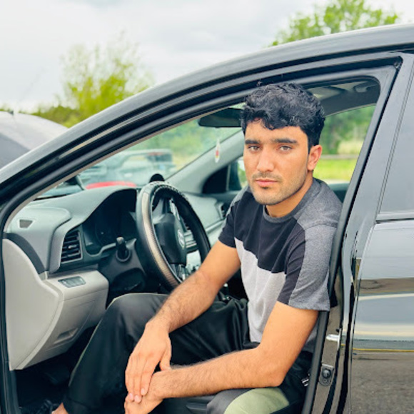 Profile Picture of Usmanghani Sadiq (@usmanghanisadiq) on Poshmark