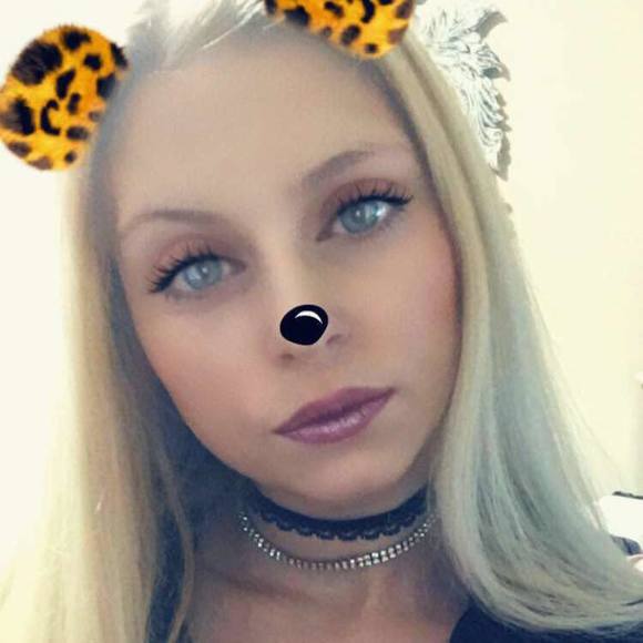 Profile Picture of Hayley Wentzell (@hayley_alana3) on Poshmark