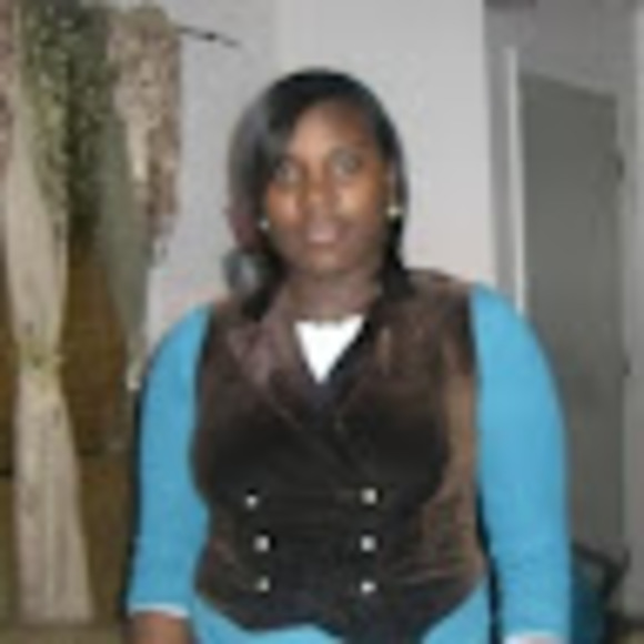 Profile Picture of Janet Daniel (@traciednl) on Poshmark