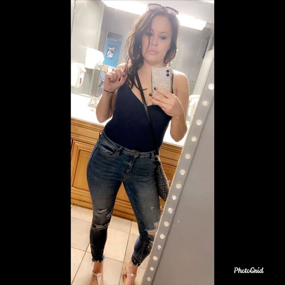 Profile Picture of Jacqueline Konchar (@jackiekonchar) on Poshmark