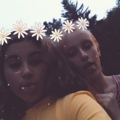 Profile Picture of Julia Hooper (@JuliaHo25222208) on Twitter
