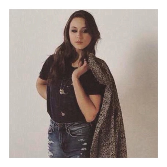Profile Picture of Cassidy Cooksey (@casscooksey) on Poshmark