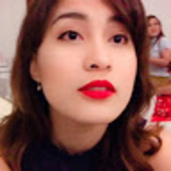 Profile Picture of Jade ahlyss Pillora (@jacpillora) on Poshmark