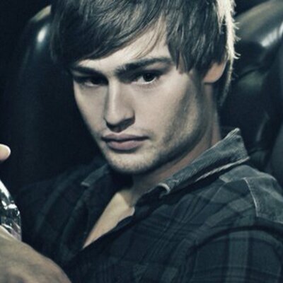 Profile Picture of Caleb Fisher (@CleverWithBooks) on Twitter