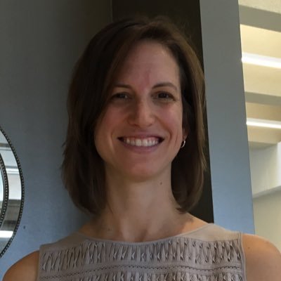 Profile Picture of Amy Rodriguez (@love2readA2) on Twitter