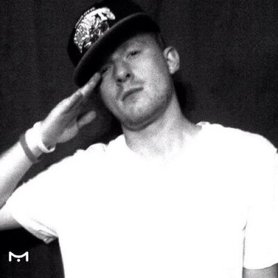 Profile Picture of Mikey Robins (@414FlyBoyClick) on Twitter