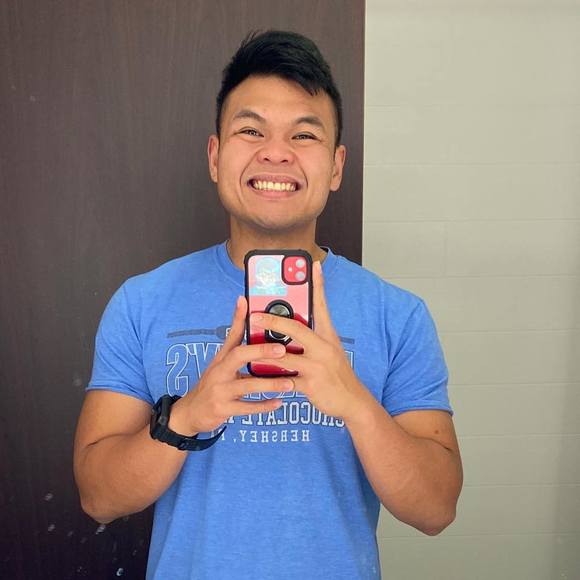 Profile Picture of Ivan Dedios (@allanivan14) on Poshmark