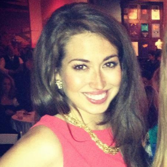 Emily Meroney - Poshmark Profile Picture of Emily Meroney (@emeroney) on Poshmark