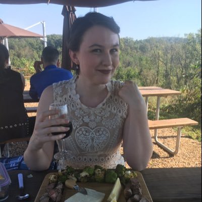 Profile Picture of Lora Adams (@loragracegrace) on Twitter