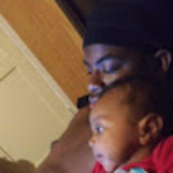 Profile Picture of Christopher Jefferson (@wooptywoopbx) on Poshmark