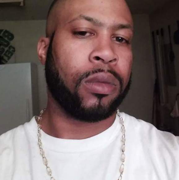 Profile Picture of Darrell Grant (@darrellgrant) on Poshmark