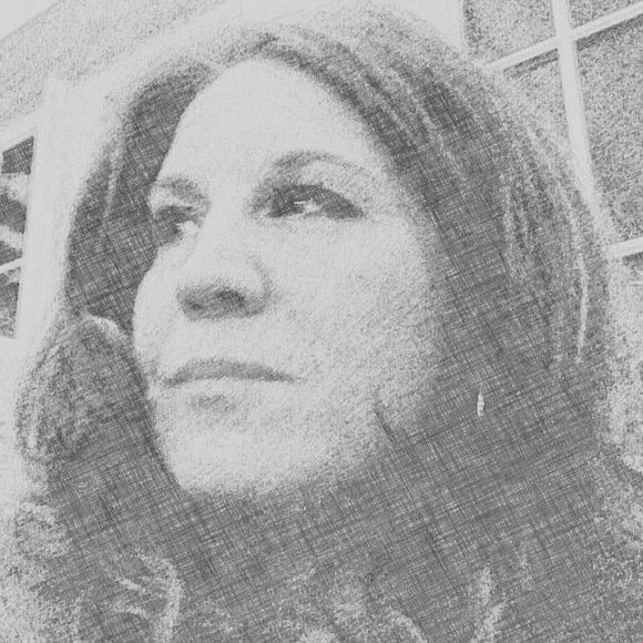 Profile Picture of Laura Maceyak-bubel (@lbubel) on Poshmark