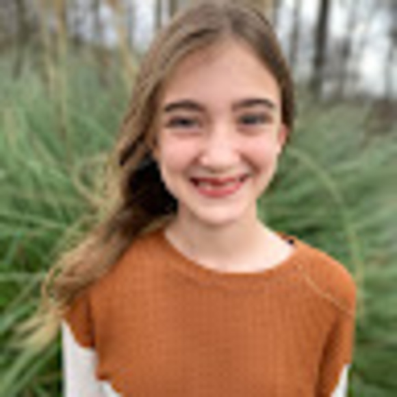Profile Picture of Jacqueline Seale (@jackieloowhoo) on Poshmark