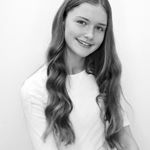 Profile Picture of isabelstonemusic (@isabelstonemusic) on Instagram