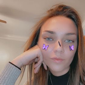 Profile Picture of Alexis Coffey (@alexislcoffey95) on Pinterest