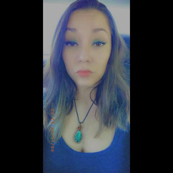 Profile Picture of Jacquelyne Quinterro (@jackillahbeast) on Poshmark