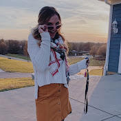 Profile Picture of Emily Brettschneider (@emilybrettschneider201) on Youtube