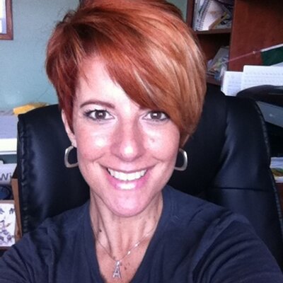 Profile Picture of Jennifer McSparron (@nyrpeach) on Twitter